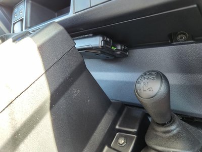 TOYOTA LAND CRUISER 70 - 7