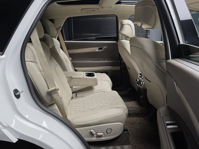 2023 Genesis GV80 — миниатюра 12
