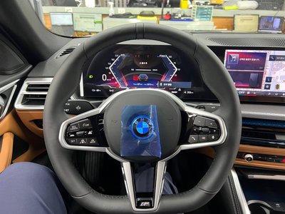 BMW I4 - 6