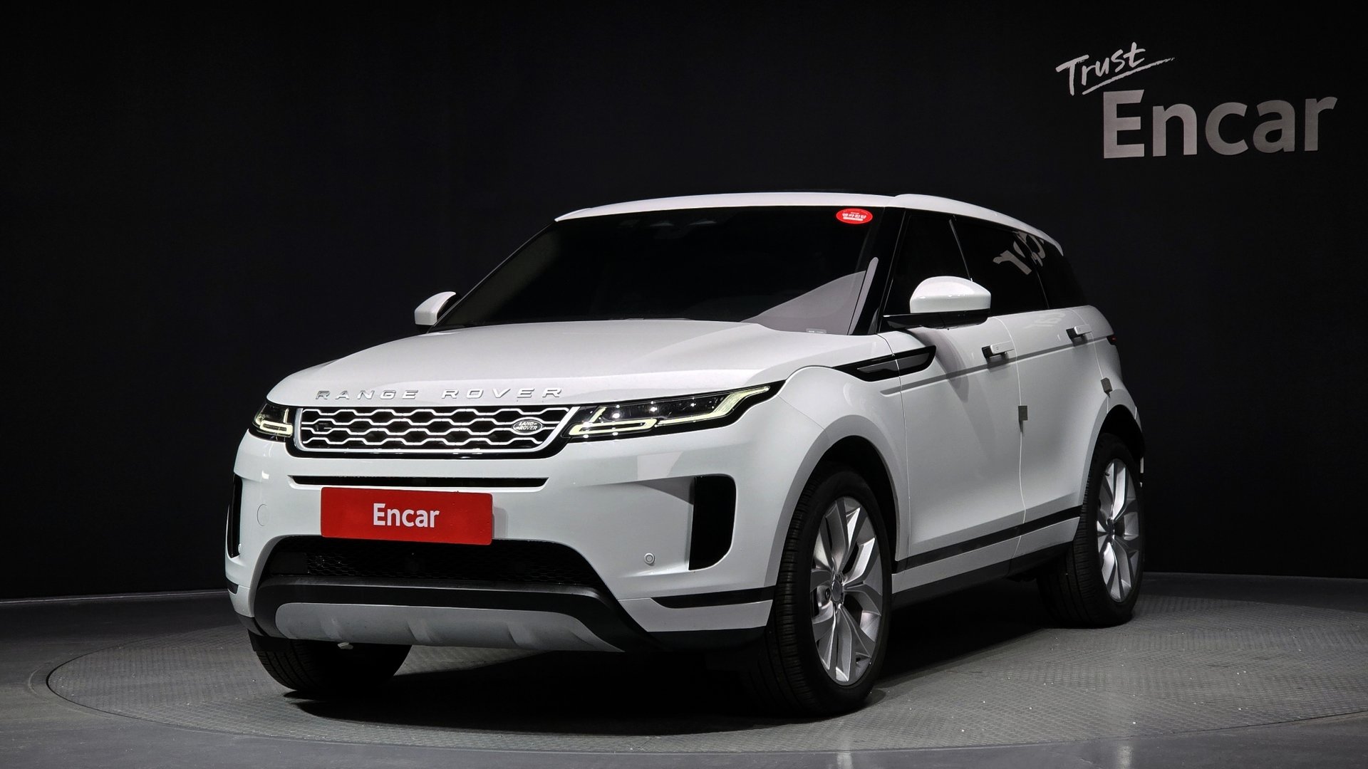 LAND ROVER RANGE ROVER EVOQUE - View 1