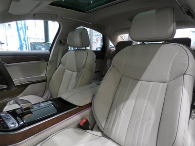 صورة مصغرة 36 لـ 2022 AUDI A8
