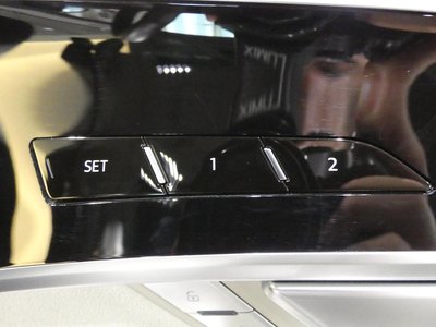 صورة مصغرة 15 لـ 2022 AUDI A8