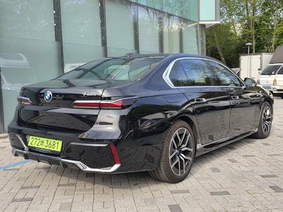 BMW 7 SERIES - 5