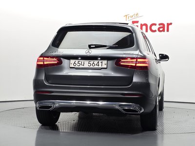 MERCEDES-BENZ GLC - 4