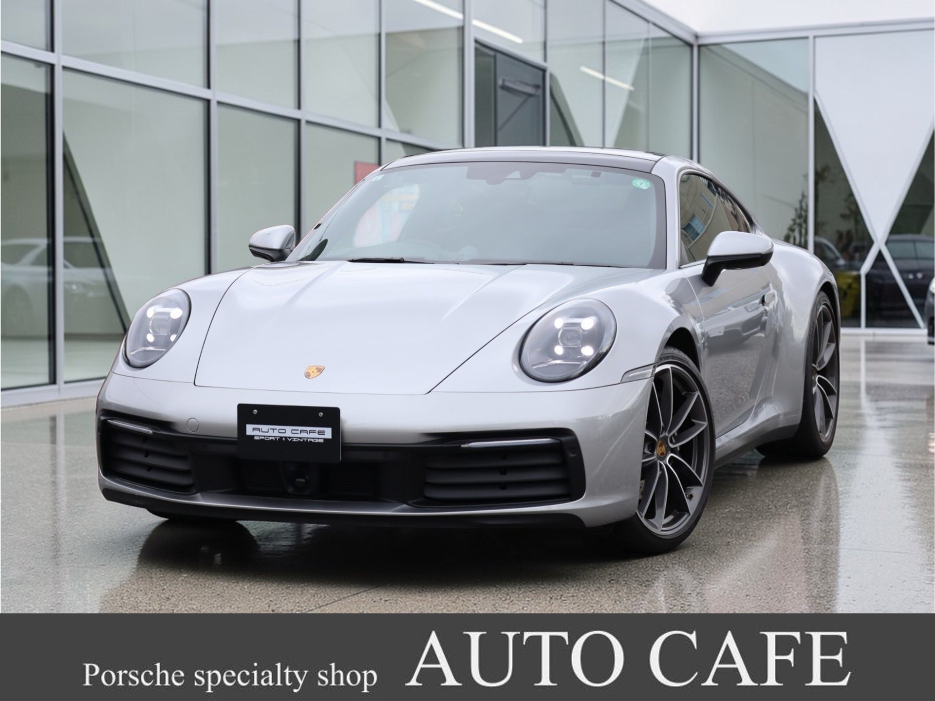 PORSCHE 911 - View 1