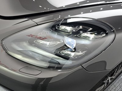 PORSCHE PANAMERA - 9