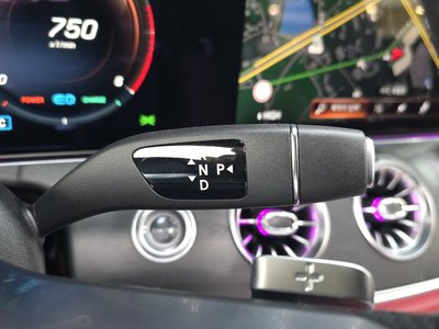 MERCEDES-BENZ CLS - 9