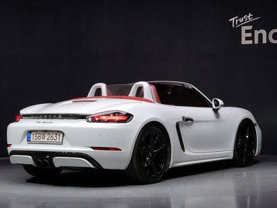PORSCHE 718 - 4