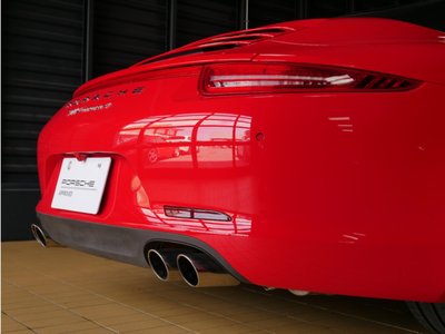 PORSCHE 911 CABRIOLET - 8