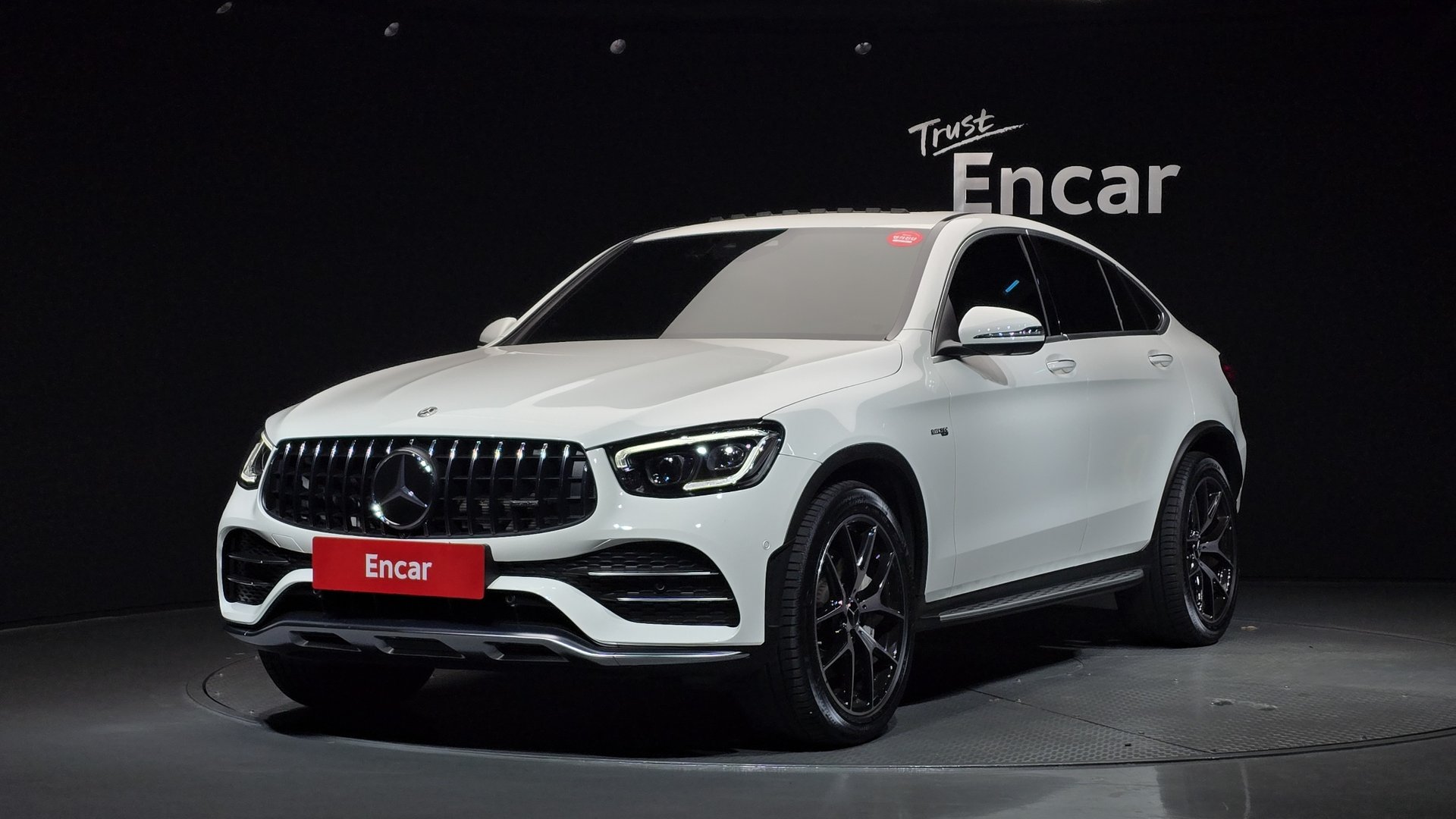 MERCEDES-BENZ GLC - View 1