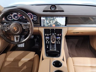 PORSCHE PANAMERA - 5