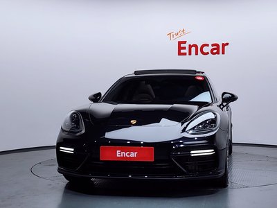 PORSCHE PANAMERA - 2