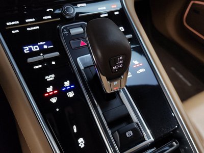 PORSCHE PANAMERA - 9