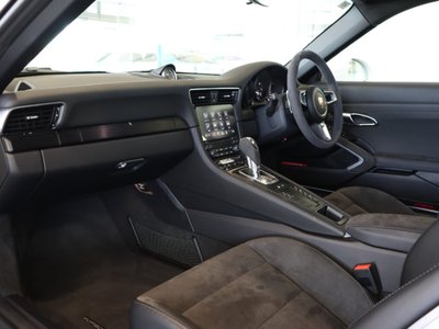 صورة 2 لـ 2019 Porsche 911
