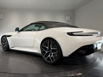 ASTON MARTIN DB12 VOLANTE - 9