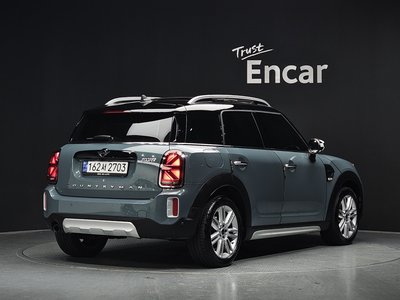 MINI COUNTRYMAN - 4