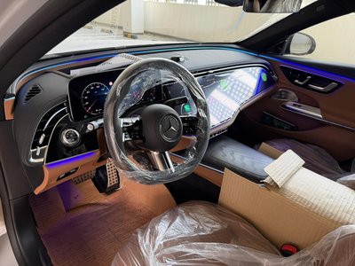 MERCEDES-BENZ E-CLASS - 7