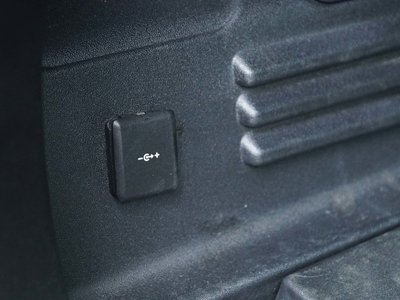 2022 LAND Rover DEFENDER — миниатюра 143