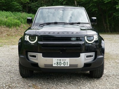 LAND ROVER DEFENDER - 3