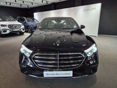 MERCEDES-BENZ E-CLASS - 2