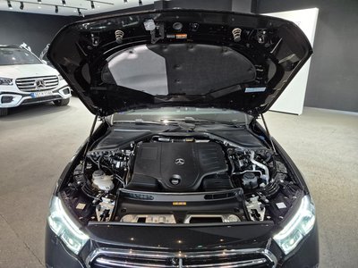 MERCEDES-BENZ E-CLASS - 7