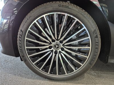 MERCEDES-BENZ E-CLASS - 6