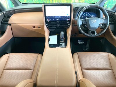 2024 Toyota VELLFIRE photo 2