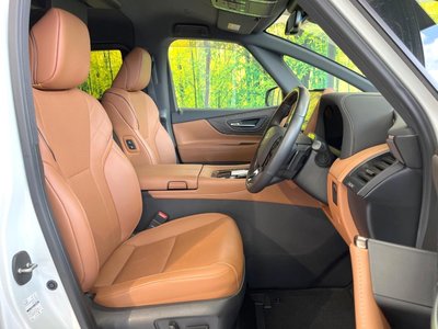 2024 Toyota VELLFIRE photo 8