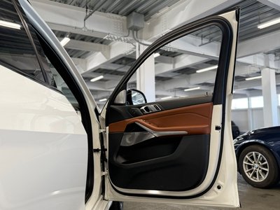 صورة 9 لـ 2025 BMW X7