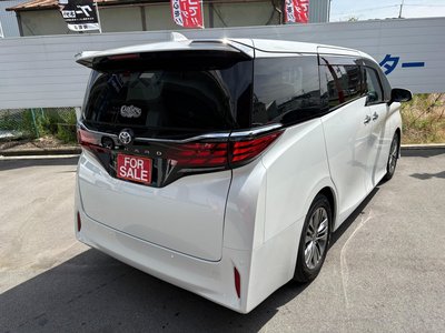 TOYOTA ALPHARD - 4