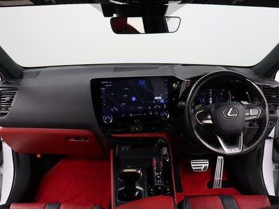 2024 Lexus NX thumbnail 13