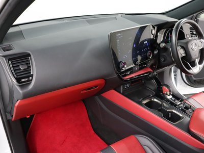 2024 Lexus NX thumbnail 12