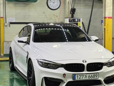 BMW M4 - 1