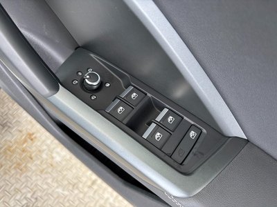 صورة مصغرة 44 لـ 2025 AUDI Q3