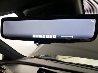 TOYOTA CROWN CROSSOVER - 7