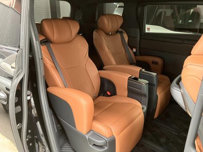 صورة 8 لـ 2025 Toyota VELLFIRE