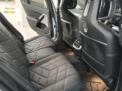 2025 BMW 7 SERIES — миниатюра 13