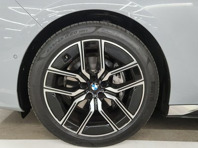 صورة 6 لـ 2025 BMW 7 SERIES