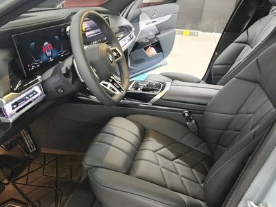 صورة 10 لـ 2025 BMW 7 SERIES