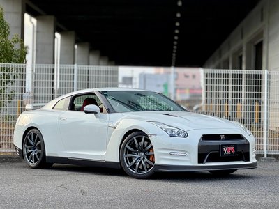 NISSAN GT-R - 7