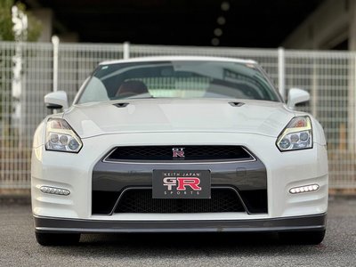 NISSAN GT-R - 3