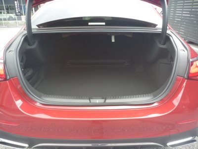 2025 Mercedes-BENZ E-CLASS 照片 10