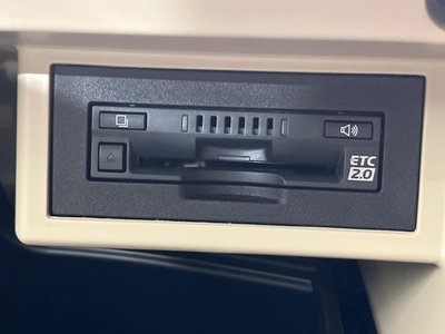 TOYOTA LAND CRUISER PRADO - 7