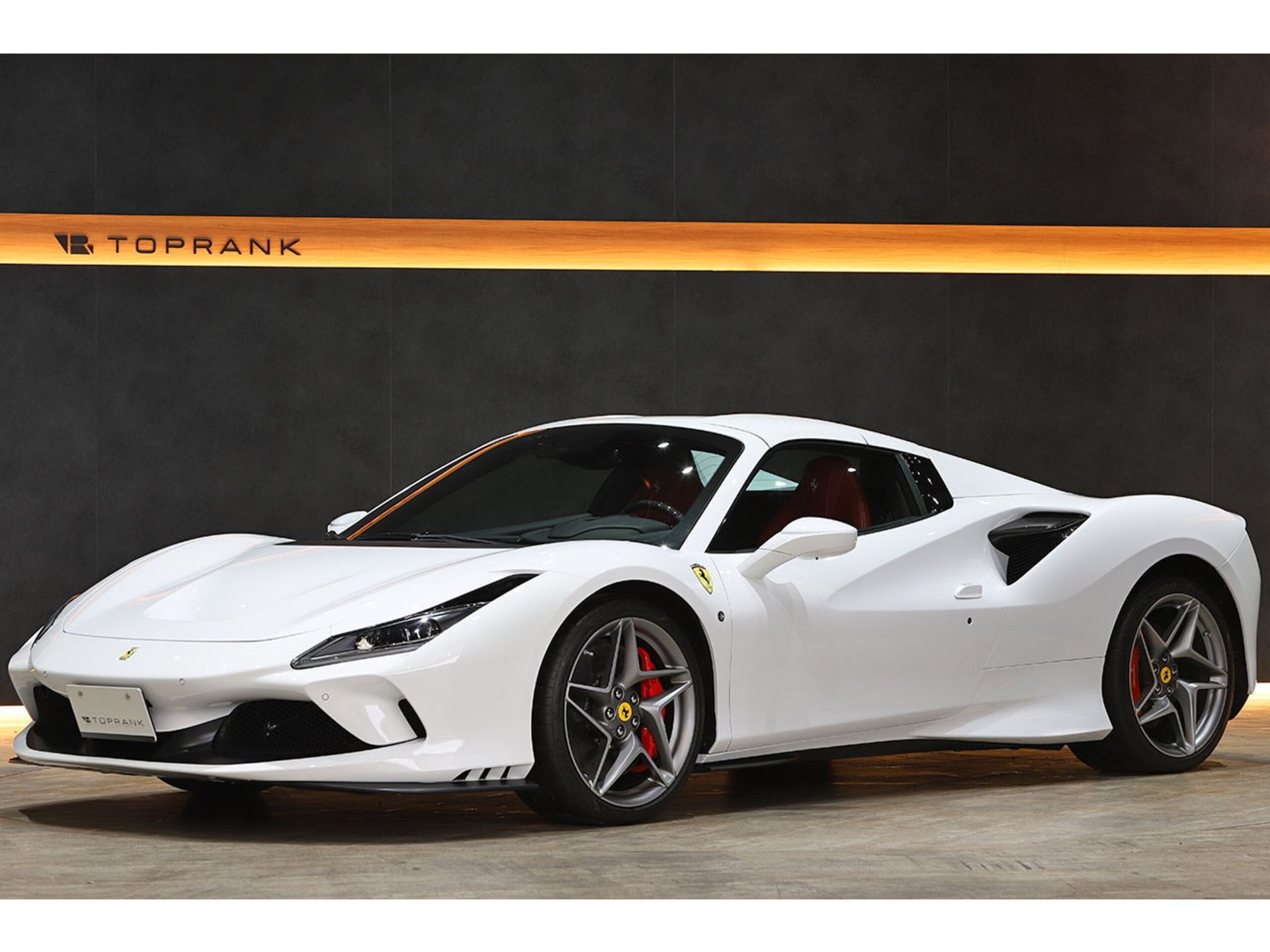 FERRARI F8 SPIDER - View 1