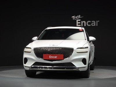 2024 Genesis GV70 photo 2