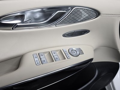 2024 Genesis GV70 — миниатюра 31
