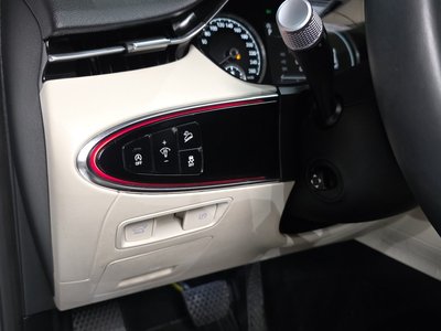 2024 Genesis GV70 — миниатюра 28