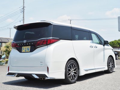 TOYOTA ALPHARD - 5