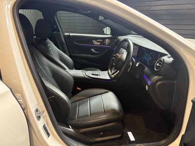 MERCEDES-BENZ E-CLASS - 9