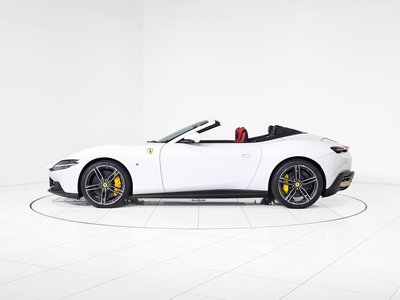 FERRARI ROMA SPIDER - 8
